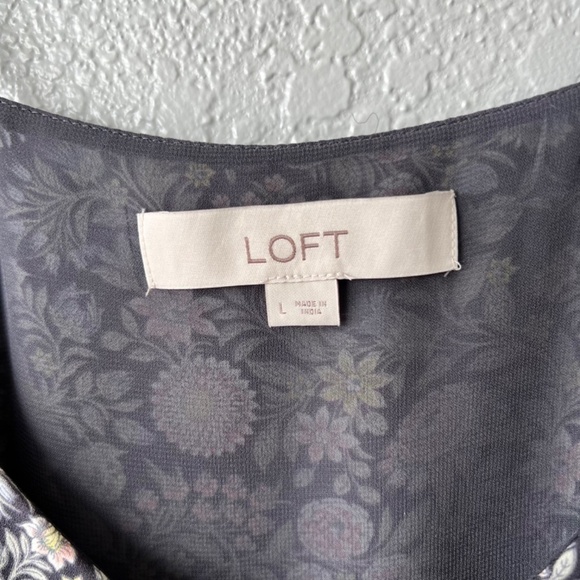 LOFT large spaghetti strap floral top - Picture 3 of 7